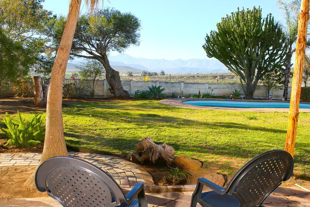 Oudtshoorn Homestay Accommodation Eksteriør billede